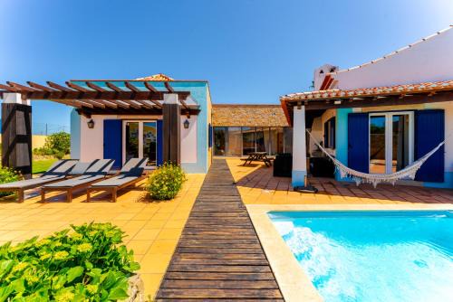 Spacious Villa with Private Pool Sintra Ericeira in Sintra