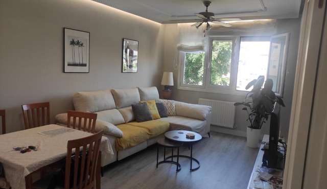 Spacious with free parking in Old Town-Casco Viejo in Bilbao