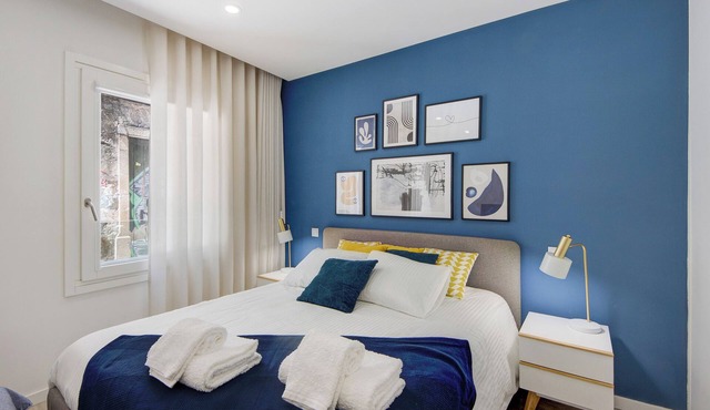 Studio Apartment 'Aveiro City Blue' with Shared Terrace and Wi-Fi in Aveiro