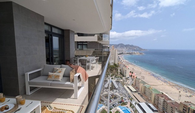 SUNSET CLIFFS boho style apartment in Benidorm