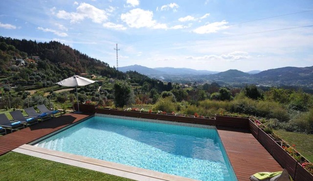 Superb Ponte de Lima Villa | 4 Bedrooms | Villa Arrincao | Sauna in Ponte de Lima