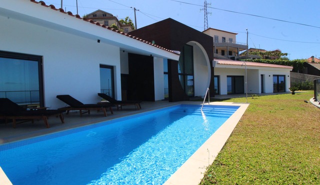 The pool house in Ponta de Sol in Ponta Sol