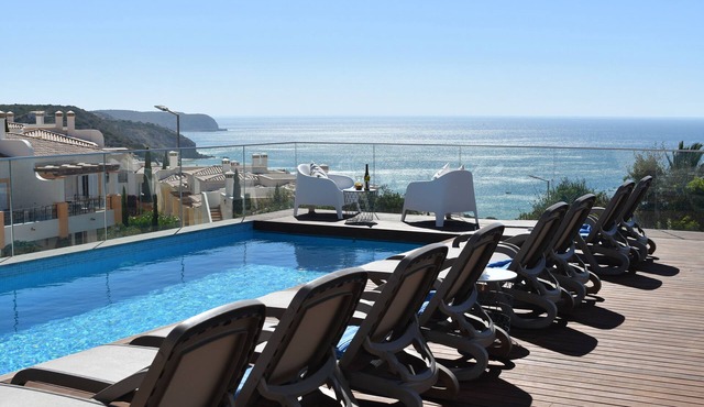 Three Palms Modern Nordic Designed Villa Salema with fantastic seaviews in Budens