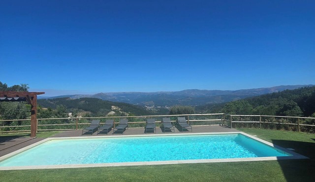 Vale do Luar House in Celorico de Basto