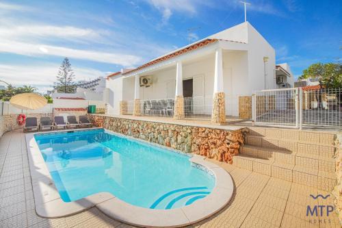 Vila San Remo by MTPhomes in Albufeira