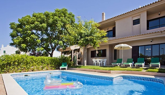 Villa Andre 3 bedroom villa with pool - walking distance to Albufeira in Albufeira