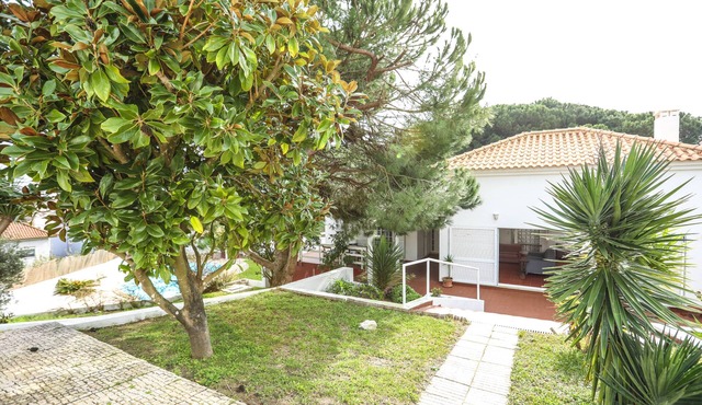 Villa Cuca by Refúgio in Almada