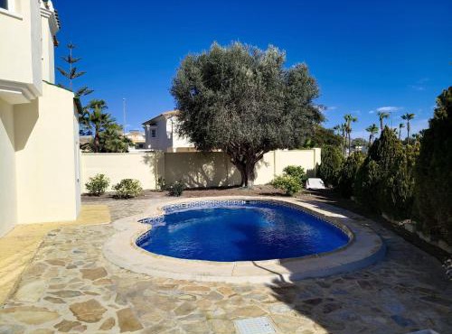 Villa Elegante, with a private pool in Murcia