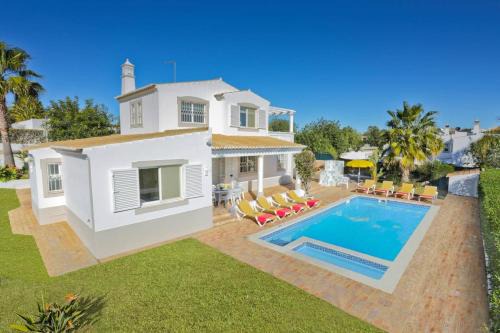 Villa Flor by Villa Plus in Albufeira