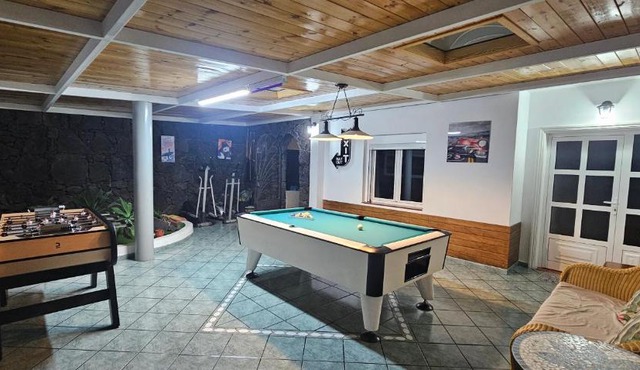 Villa Life in Güime