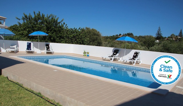 Villa Olive (4 Bedrooms) Almancil in Almancil