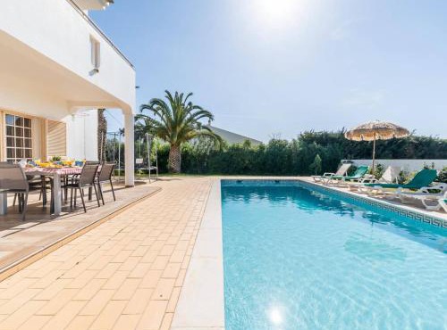 Villa Paradis Paraiso com piscina privada em Albufeira in Albufeira