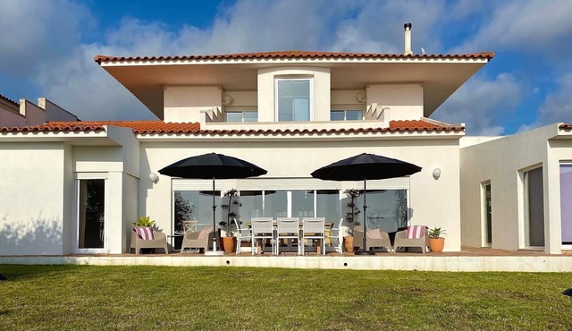 Villa Riccio - Charming Villa in Ericeira - Amazing Sea View in Ericeira