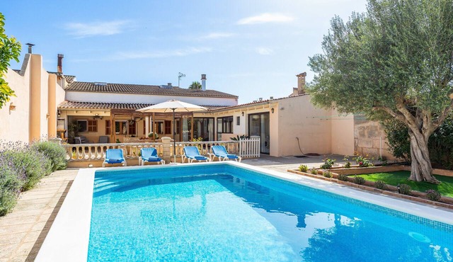 Villa 'Sol d’Es Trenc' – Spacious Retreat Near Mallorca’s Best Beaches in Ses Salines