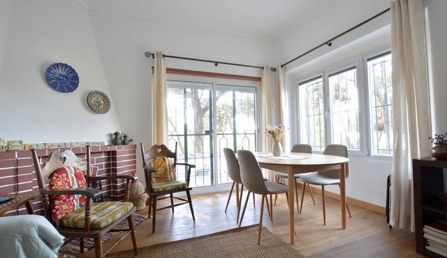 Vivenda Nirvana 5 min from the beach in Cascais