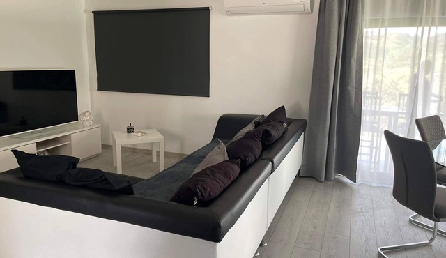 Vrbo Property in Freitas