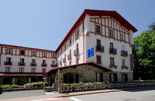 Hostal Ayestaran 