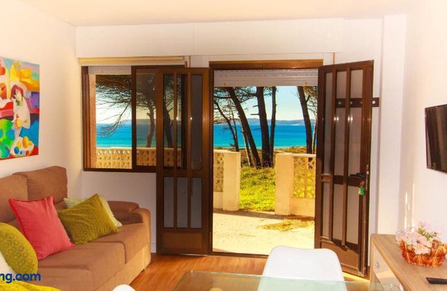 Playa de Montalvo Galicia Villas in Sanxenxo