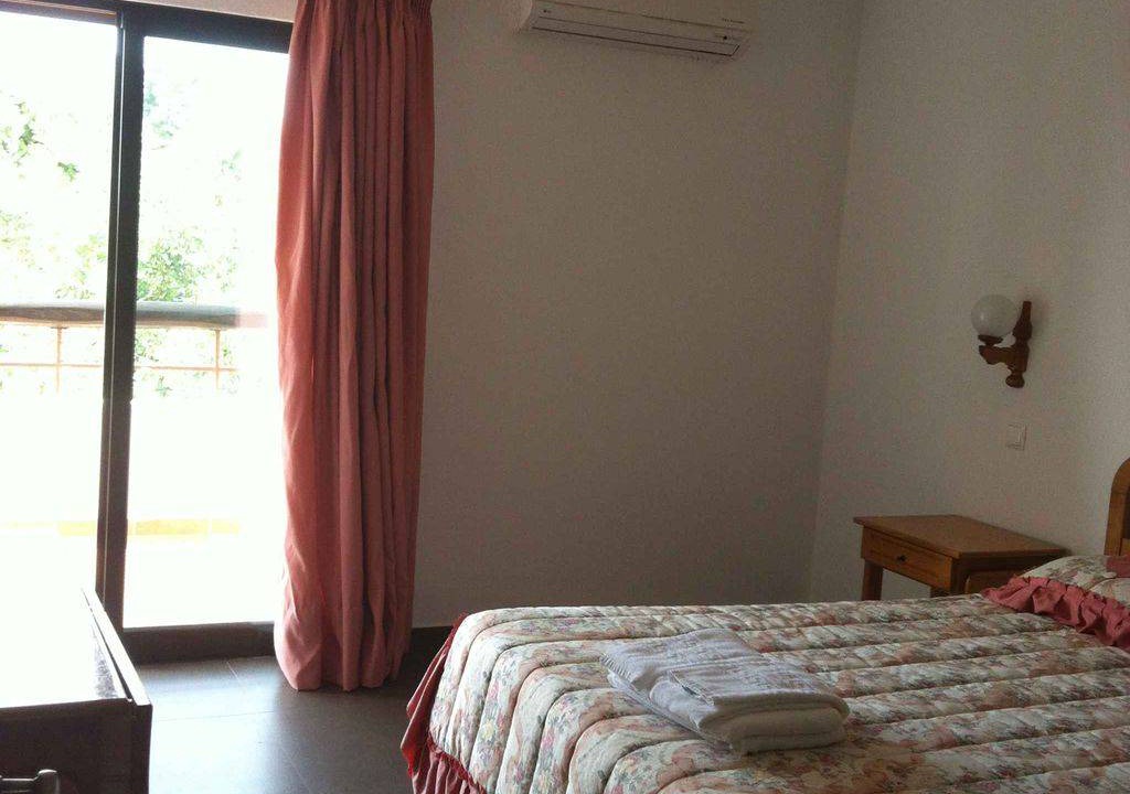 Photo of Bedroom in Alporchinhos