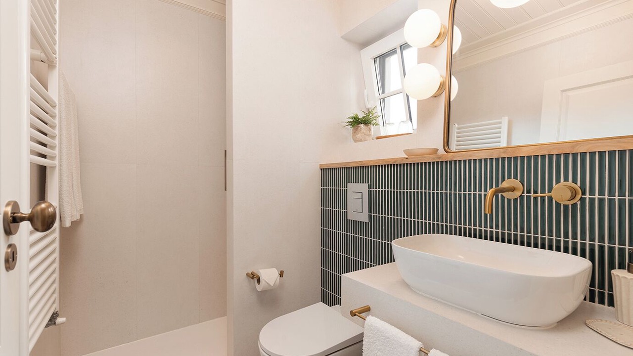 Photo of Bathroom in Curvaceiras Grandes