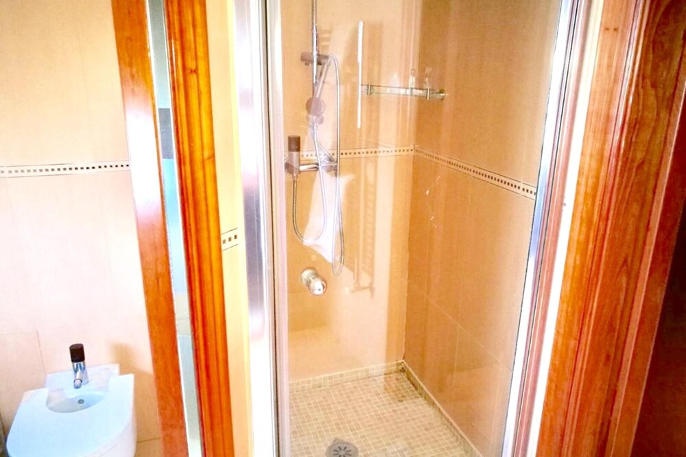 Photo of Bathroom in Arcas del Villar