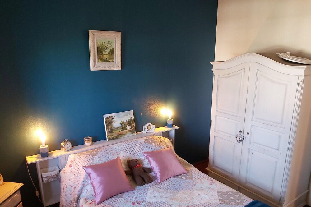 Photo of Bedroom in Tomar