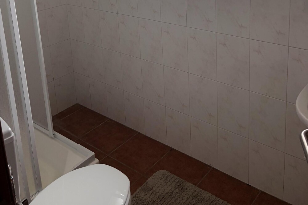 Photo of Bathroom in Alcobaca