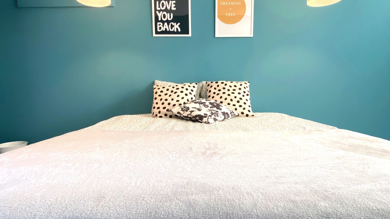 Photo of Bedroom in Carcavelos