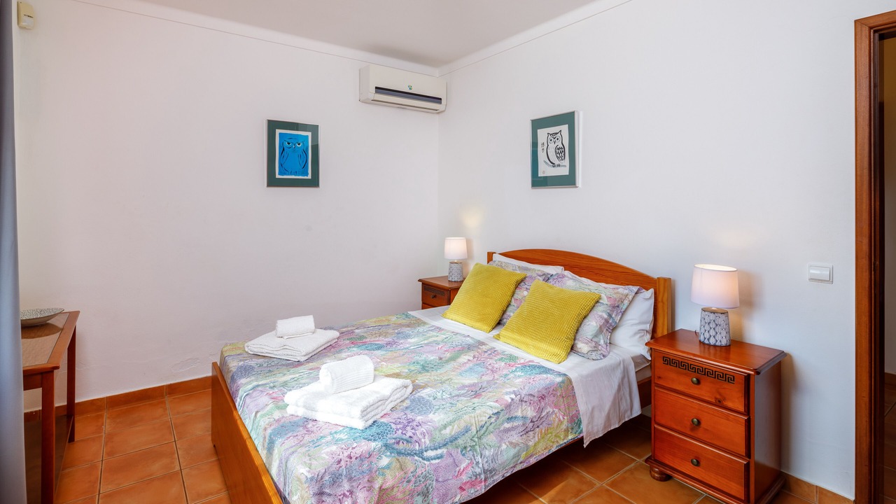 Photo of Bedroom in Monte Raposo
