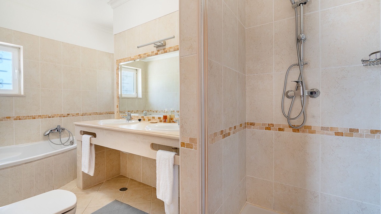 Photo of Bathroom in Vale de Parra