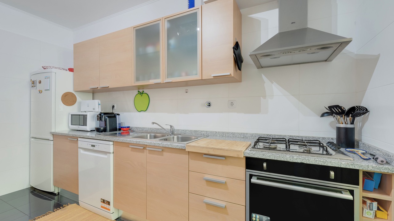 Photo of Kitchen in Garajau