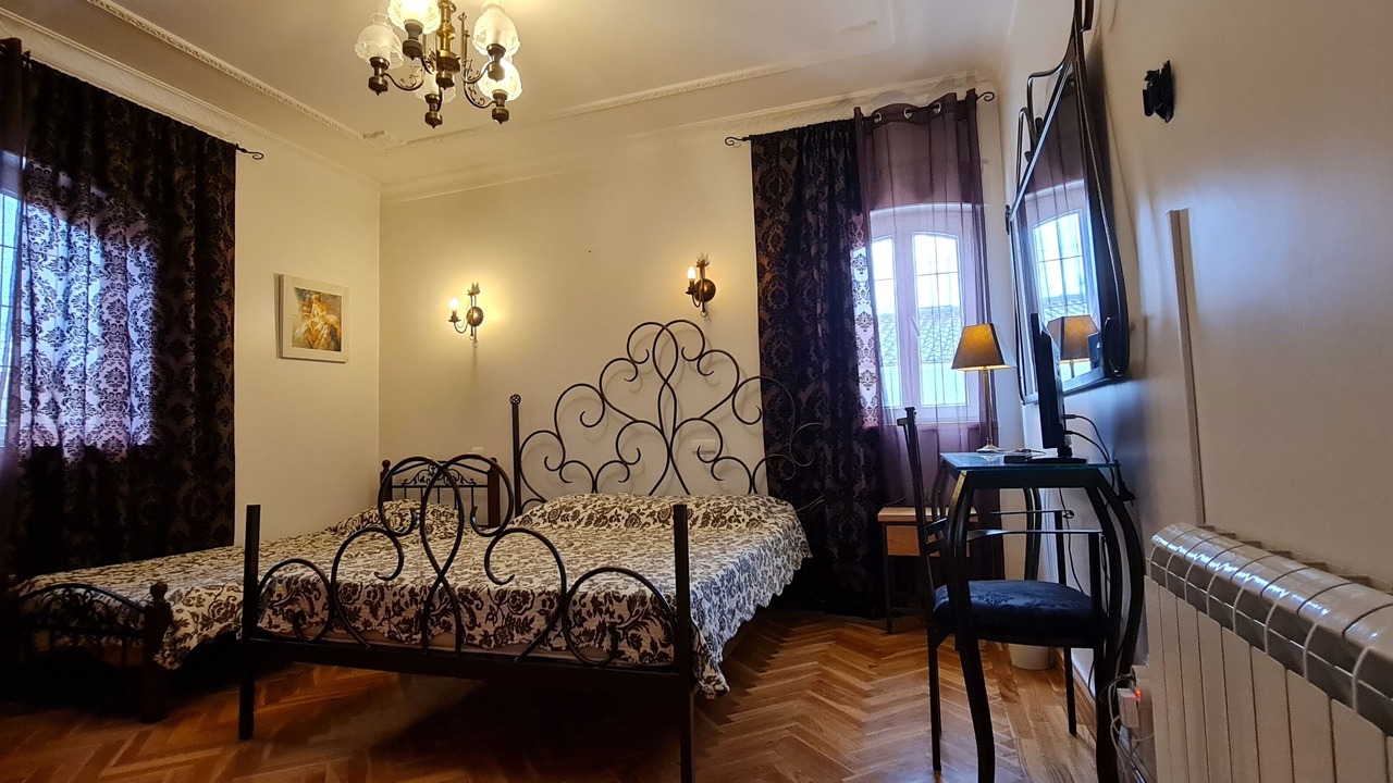 Photo of Bedroom in Arnal
