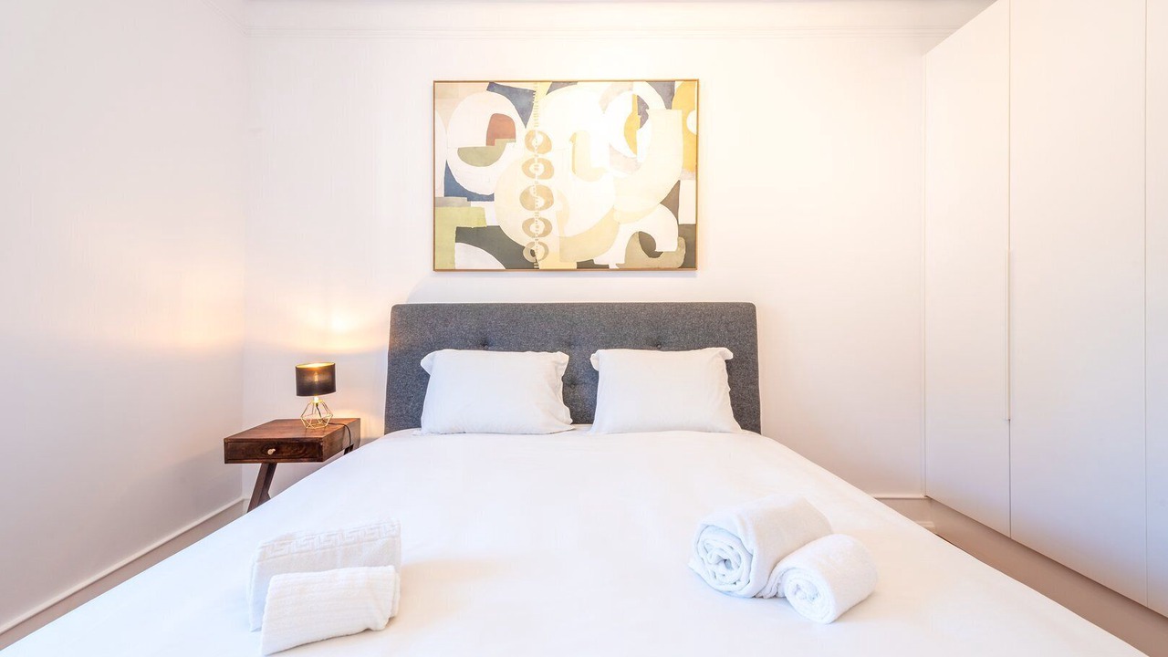 Photo of Bedroom in Linda-a-Velha