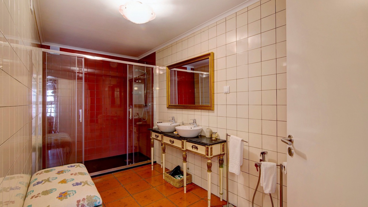 Photo of Bathroom in Moncarapacho e Fuseta