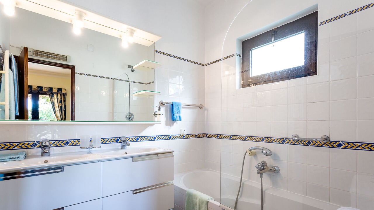Photo of Bathroom in Olhos D'Agua