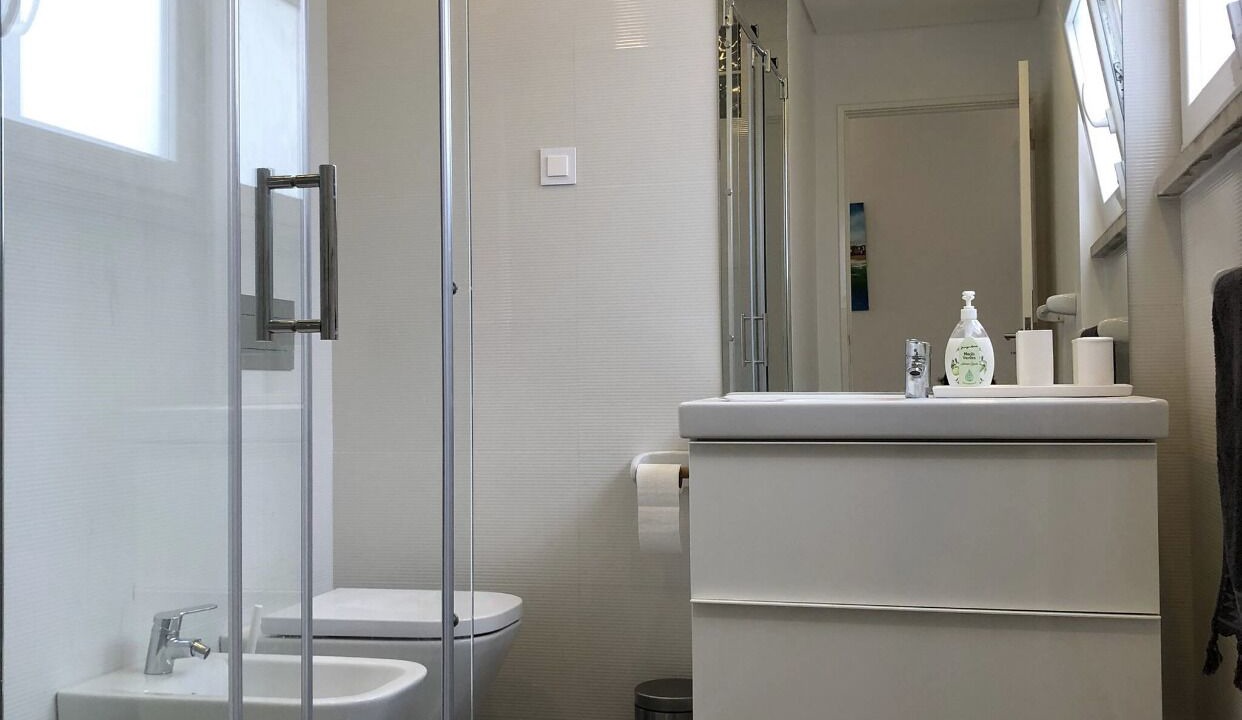 Photo of Bathroom in Praia das Macas