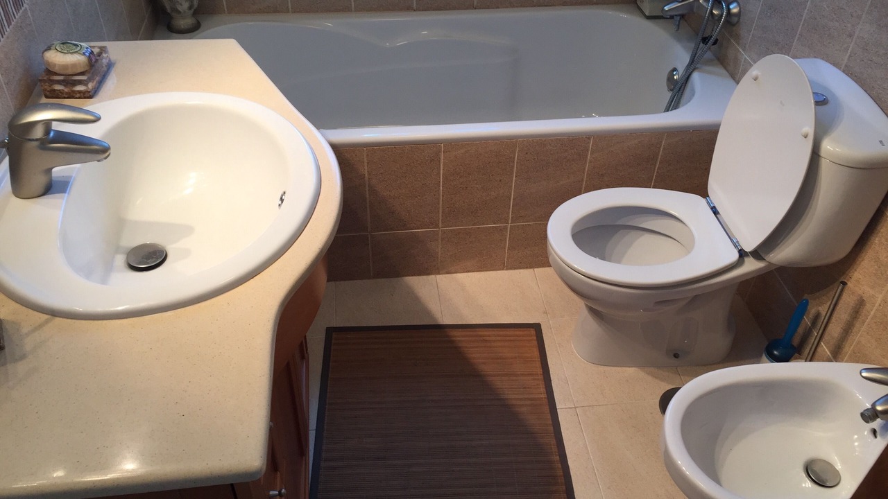 Photo of Bathroom in Atalaia