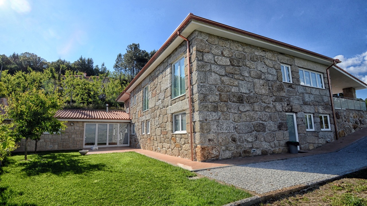 Photo of Outdoor in Molares