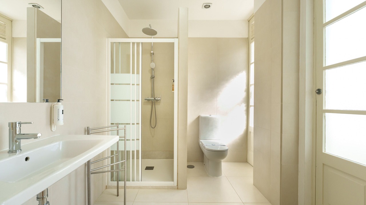 Photo of Bathroom in Centro / Baixa