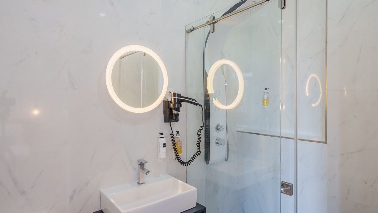 Photo of Bathroom in Centro / Baixa