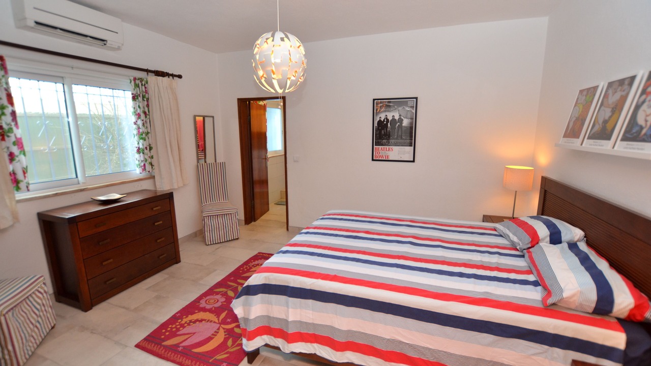 Photo of Bedroom in Santo Estevao