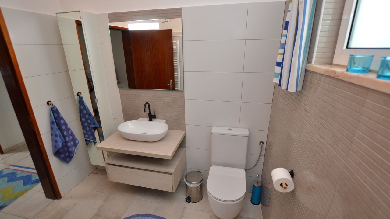 Photo of Bathroom in Santo Estevao