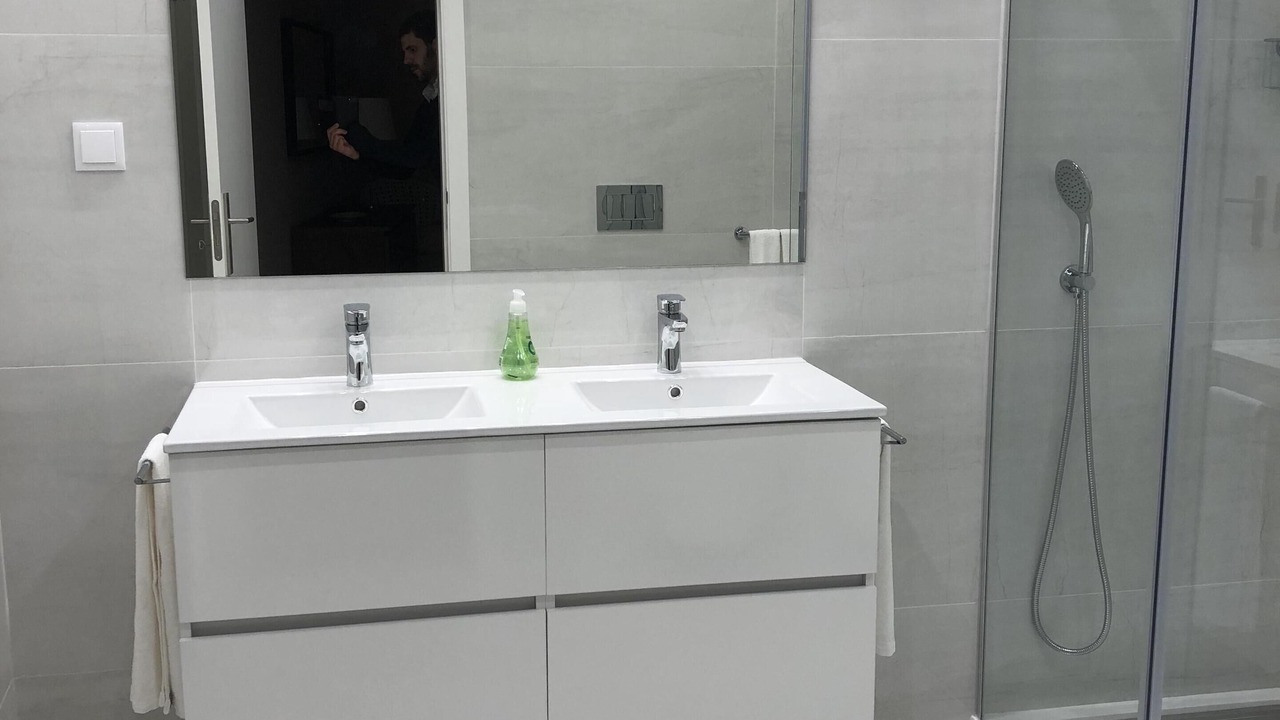 Photo of Bathroom in Cascais