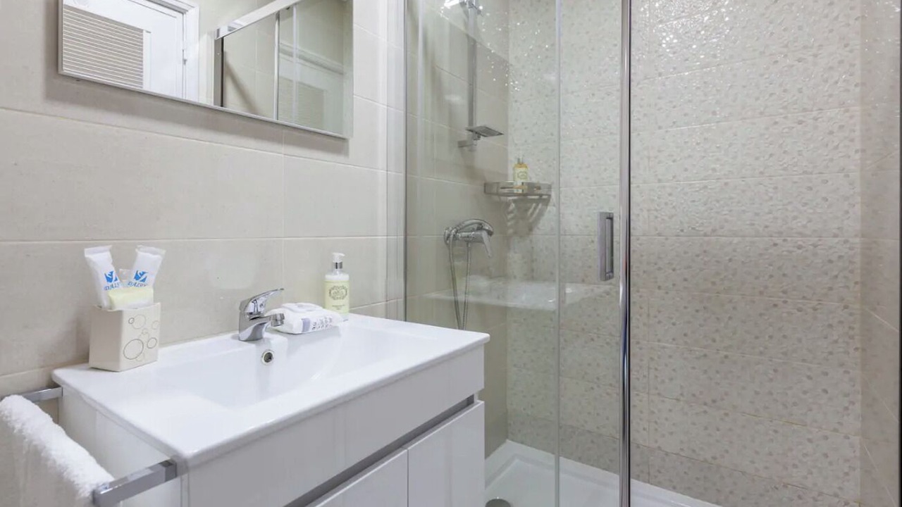 Photo of Bathroom in Guimaraes