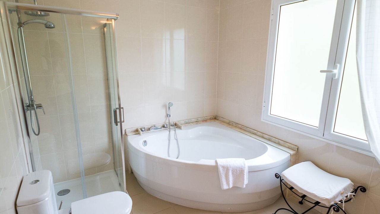 Photo of Bathroom in Arco da Calheta