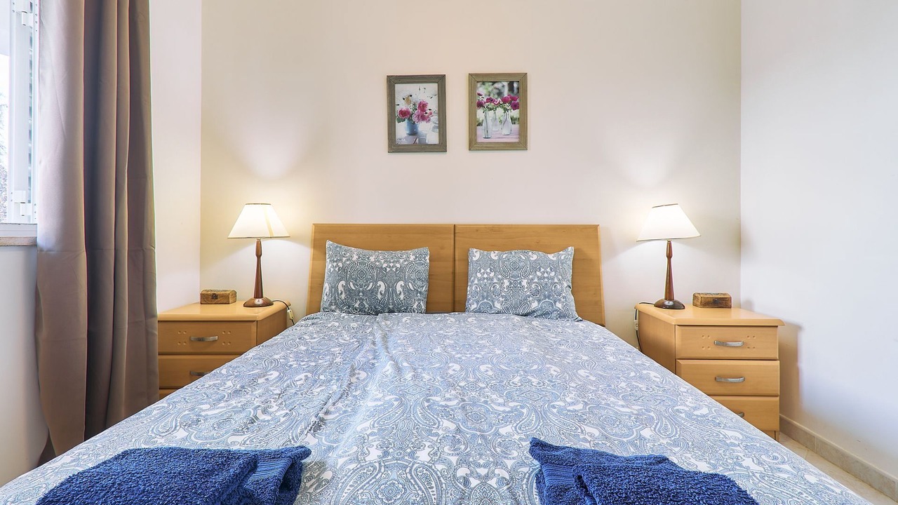 Photo of Bedroom in Alporchinhos