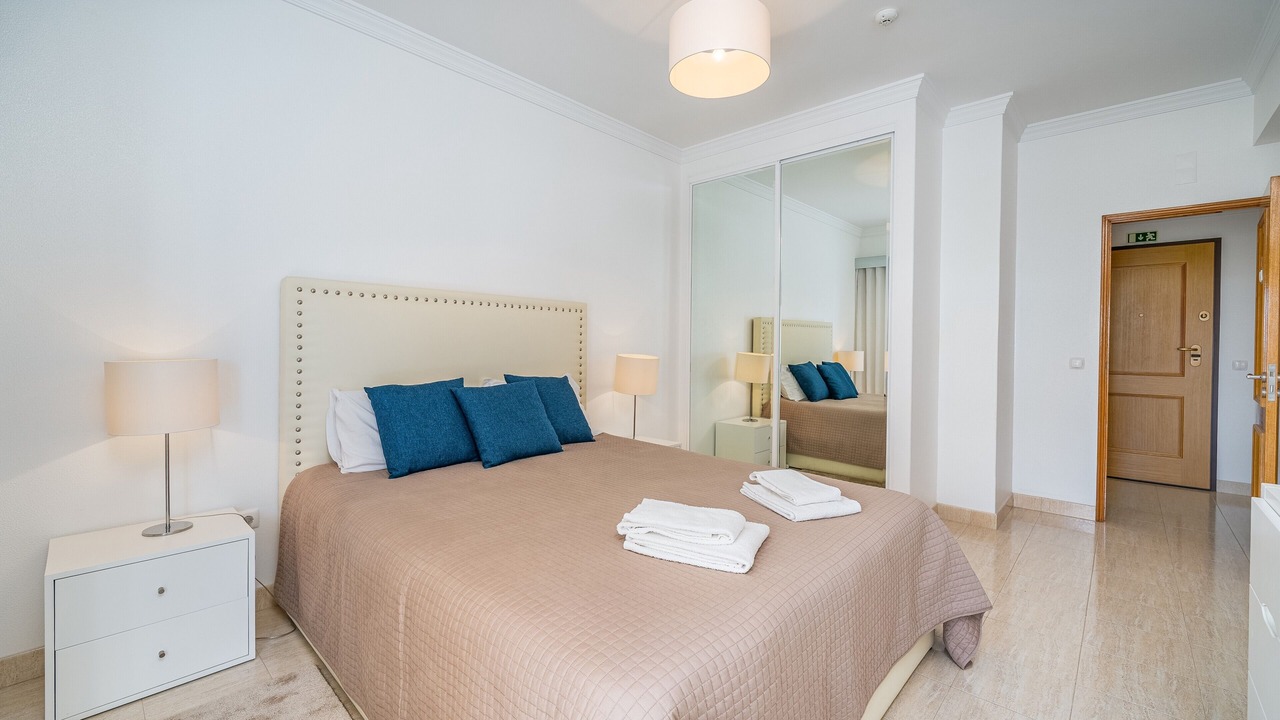 Photo of Bedroom in Alporchinhos