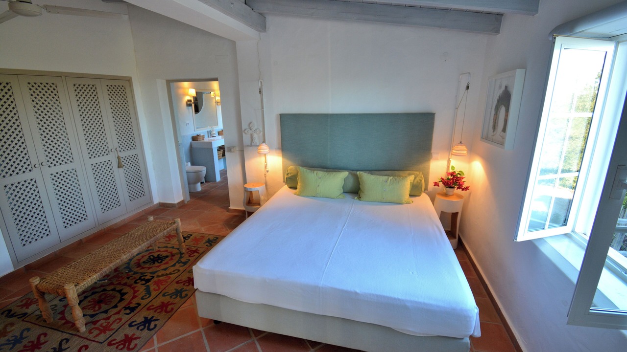 Photo of Bedroom in Santo Estevao