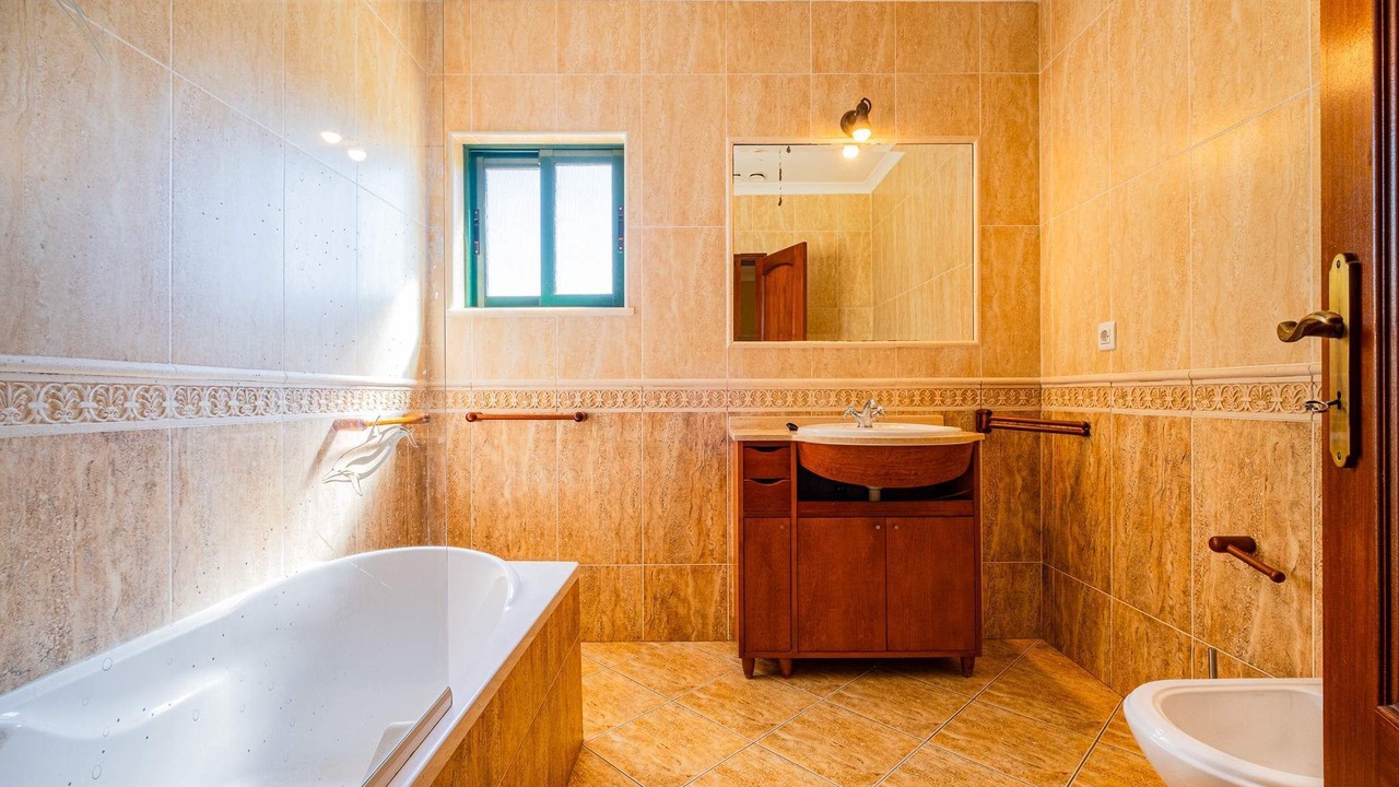 Photo of Bathroom in Urbanizacao dos Calicos