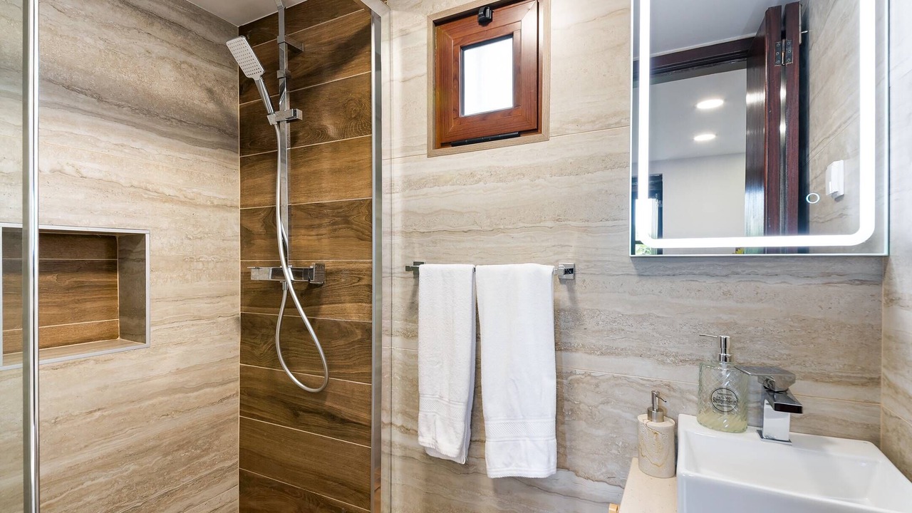 Photo of Bathroom in Ponta Delgada